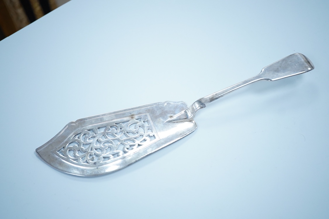 An early Victorian silver fiddle pattern fish slice by John & Henry Lias, London, 1842, 30.6cm.